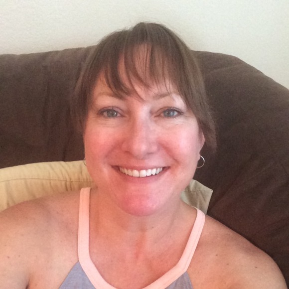 Profile Picture of Tonya Mick (@tonyacatalano) on Poshmark