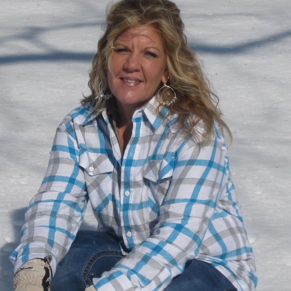 Profile Picture of Terry Killion (@tkillion) on Poshmark