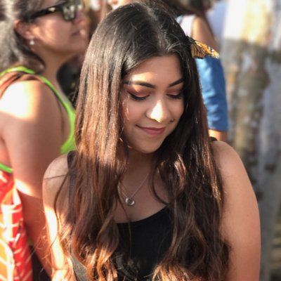 Profile Picture of Vanessa  🌻 (@VanessaDeLeon16) on Twitter