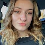 Profile Picture of Mandi Andrews 🌞🌻 (@mandi_andrews) on Instagram