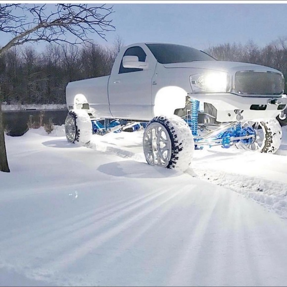 Profile Picture of Jaylin Everson (@jeverson9) on Poshmark