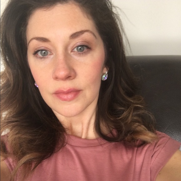 Profile Picture of Kristie Witherall (@kristie_w13) on Poshmark