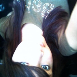 Profile Picture of Genesis Chirinos (@princezz_genix) on Myspace