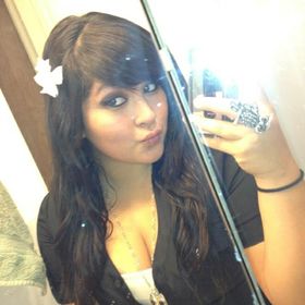 Profile Picture of Jasmine Quevedo (@jasmine04love) on Pinterest