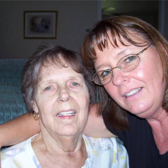 Profile Picture of Sandra Lambert (@sandralamber125) on Poshmark