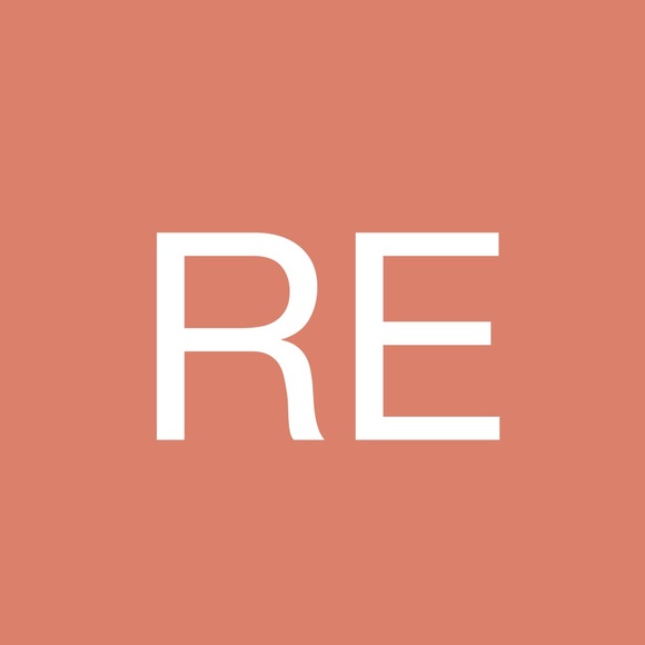 Profile Picture of Ron Everitt (@roneveritt) on Poshmark