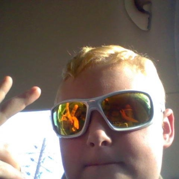 Profile Picture of Bryson Roberts (@xawesomexx) on Poshmark