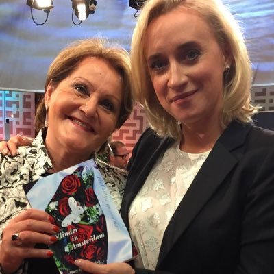 Profile Picture of Mary Van Den Brink (@Mariposa_tv) on Twitter