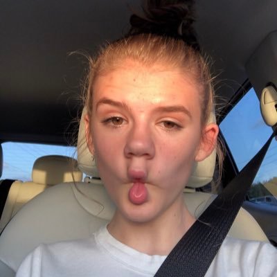Profile Picture of Megan (@meganhack0) on Twitter
