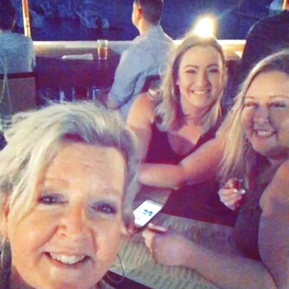 Profile Picture of Dawn Powers (@dawnpowers282) on Poshmark