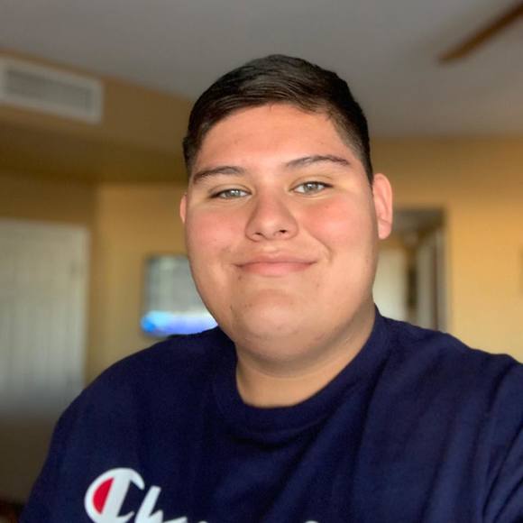 Profile Picture of David Macias (@davidmacias562) on Poshmark