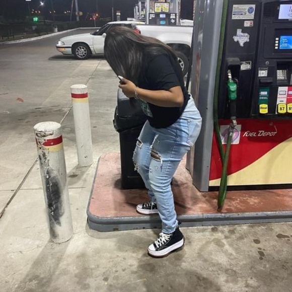 Profile Picture of Kynedy Journet (@kynedyjournet) on Poshmark