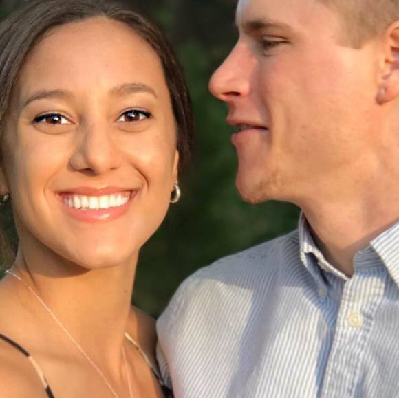 Profile Picture of Alexa Dunn (@alexdunn23) on Poshmark