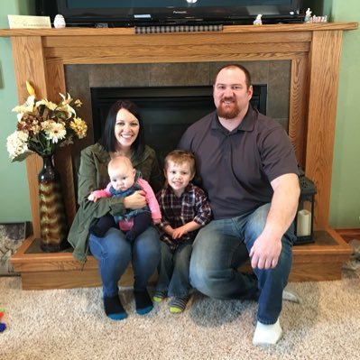 Profile Picture of Emily Matney (@emilyengstrom) on Twitter