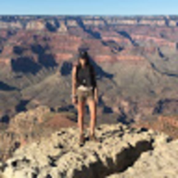 Profile Picture of Erika Strasburger (@erikastrasburge) on Poshmark