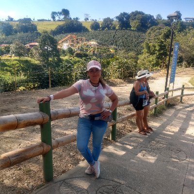 Profile Picture of Yessenia Jimenez (@yesyjimenezlara) on Twitter