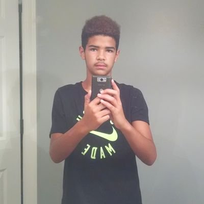 Profile Picture of Adrian Finch (@AdrixnFinch) on Twitter