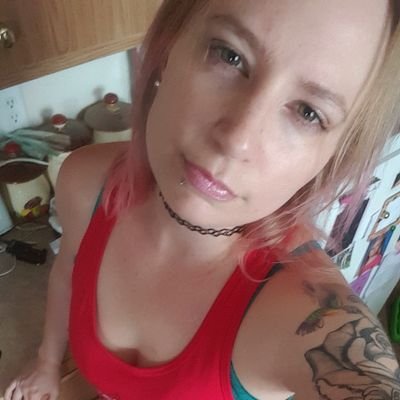 Profile Picture of Kimberly Napoli (@WolfMom2002) on Twitter