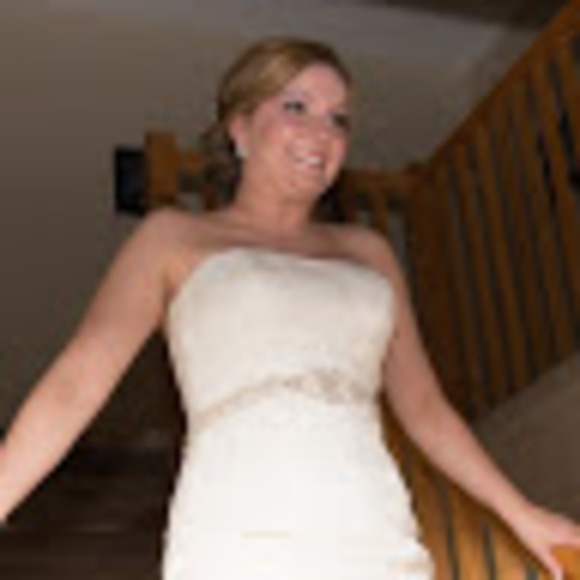 Profile Picture of Christine Cipriano (@ckcipriano) on Poshmark