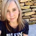 Profile Picture of Lisa Kidd (@felicityandfeathers) on Instagram