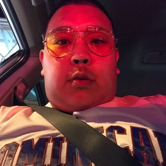 Profile Picture of Eric Chiu (@guapo123) on Poshmark
