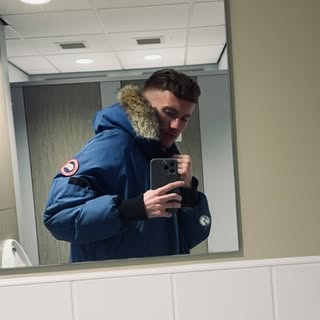 Profile Picture of Alex Tweedie (@alextweedie) on Instagram