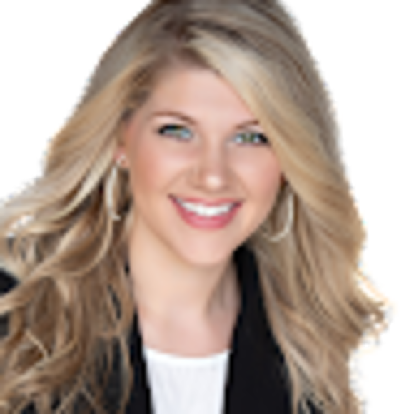 Profile Picture of Carlee Matheson (@carleematheson) on Poshmark