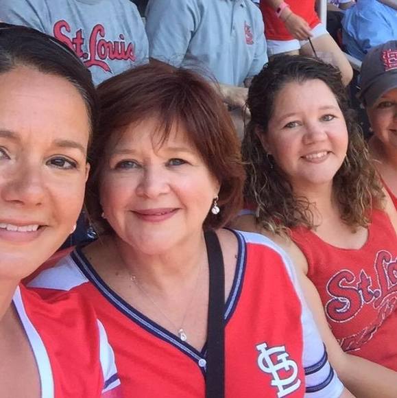 Profile Picture of Kathy Duensing (@kfd416) on Poshmark