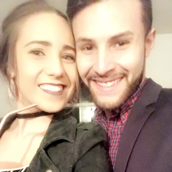 Luz Upegui - Poshmark Profile Picture of Luz Upegui (@luzupegui) on Poshmark