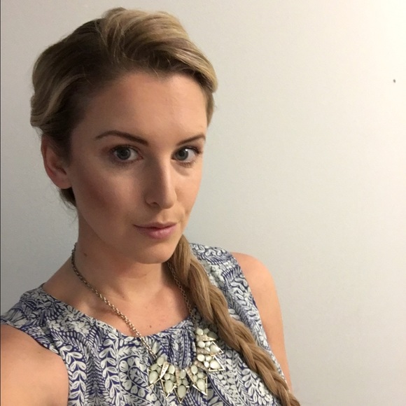 Profile Picture of Kelly Nicholls (@kellynicholls16) on Poshmark