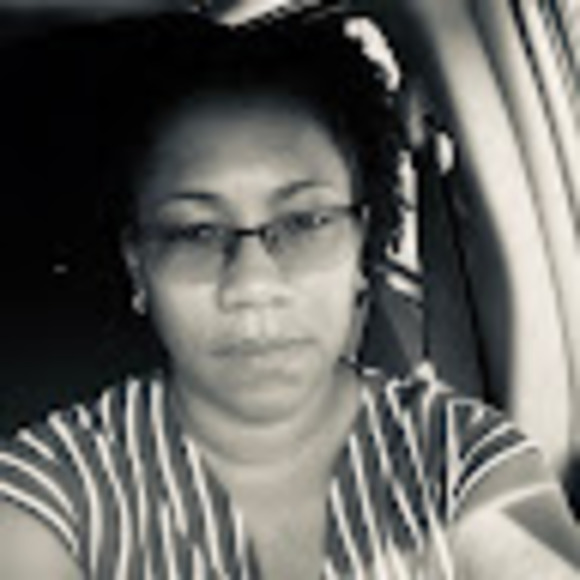 Profile Picture of Tamara Rhoden (@tamara_rhoden) on Poshmark