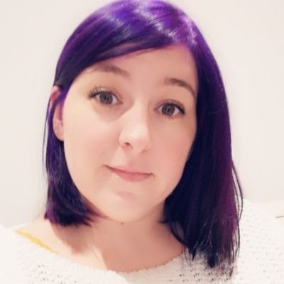 Profile Picture of Laura Robledo (@YinYang_Girl) on Twitter