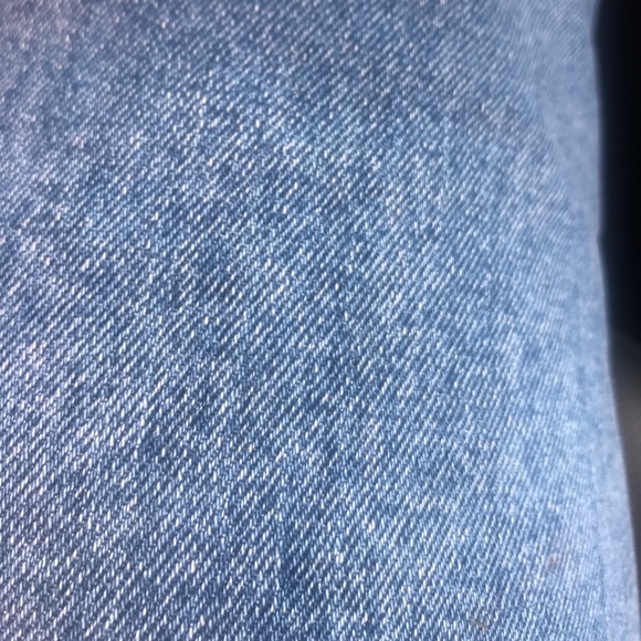 Profile Picture of Real Laster (@reality12) on Poshmark