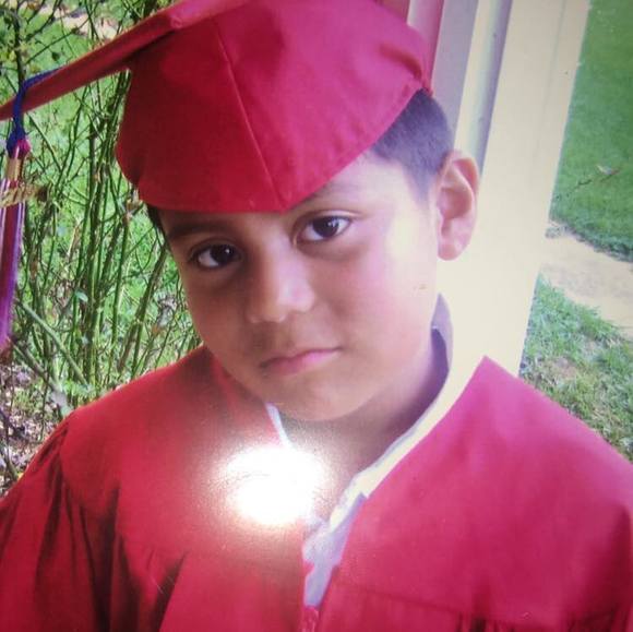 Profile Picture of Felix Regino de leon (@felixregino) on Poshmark