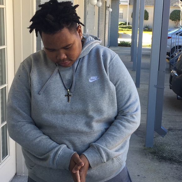 Profile Picture of Decarlos Williams (@fan2xx) on Poshmark