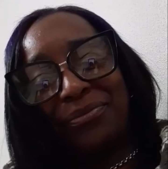 Profile Picture of Ladonna Perkins (@ladonnaperkins) on Poshmark