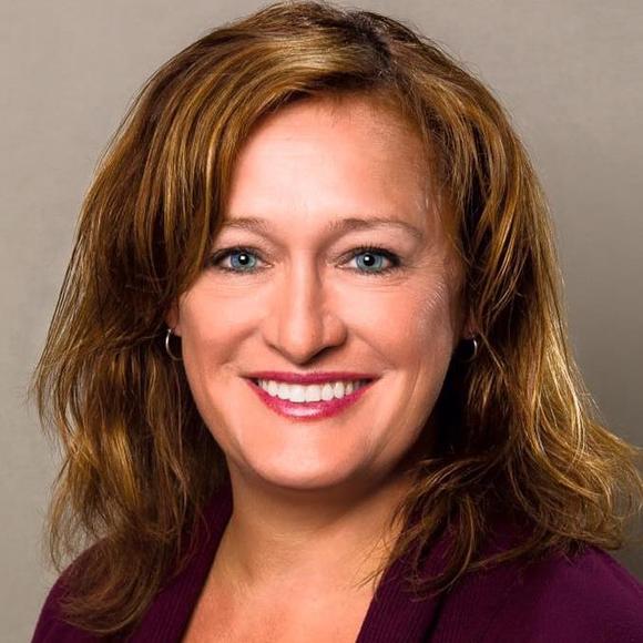 Profile Picture of Michelle Degulis (@m_degulis) on Poshmark