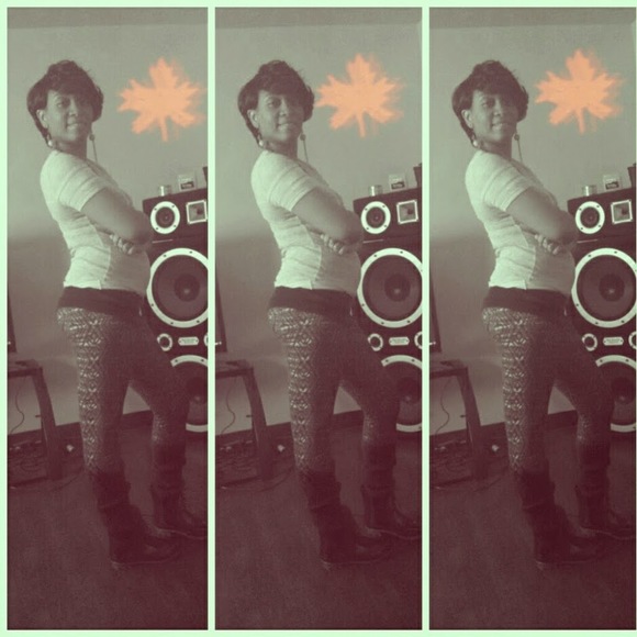 Profile Picture of Cheree Sampson (@chereesampson) on Poshmark