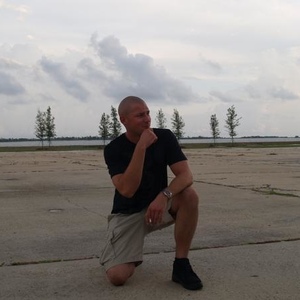 Profile Picture of Scott Buzzetta (@stbuzzetta) on Myspace