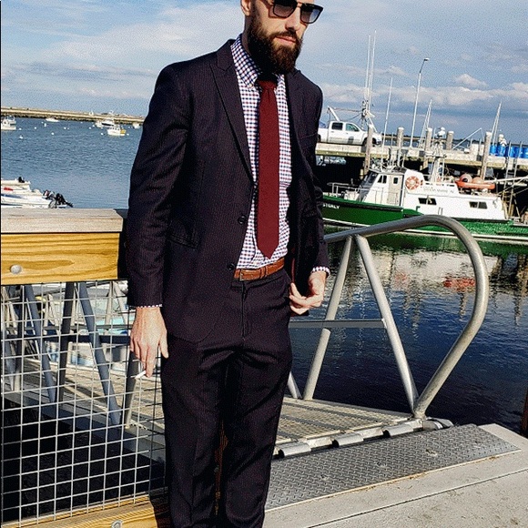 Profile Picture of Derek Edmonds (@dlo_bstn) on Poshmark