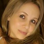 Profile Picture of Wendy H. Floyd (@wendy.storeyfloyd) on Instagram