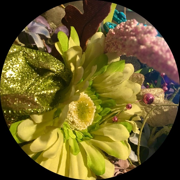 Profile Picture of A Carpenter (@superflake67) on Poshmark