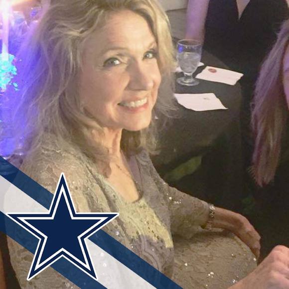 Profile Picture of Brooke Gressard (@bgressard) on Poshmark