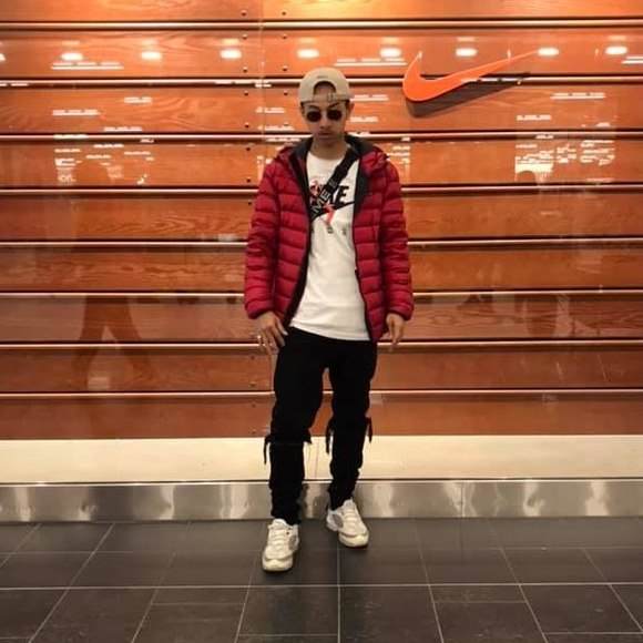 Profile Picture of Noel Gabriel (@jerick_gabriel) on Poshmark