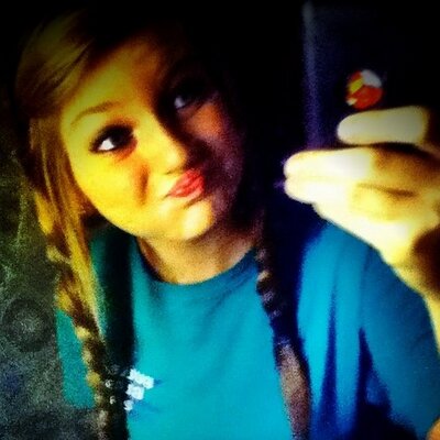 Profile Picture of Robin Guillory (@Robin_Adrienne) on Twitter