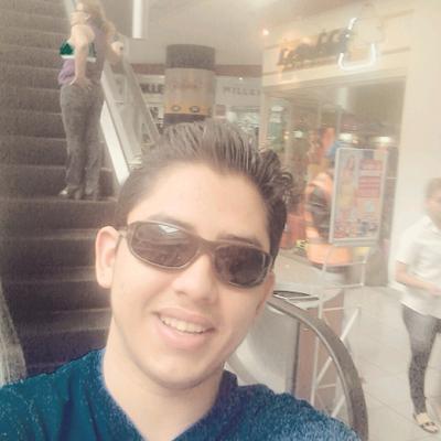 Profile Picture of Michael Solares (@solares_michael) on Twitter