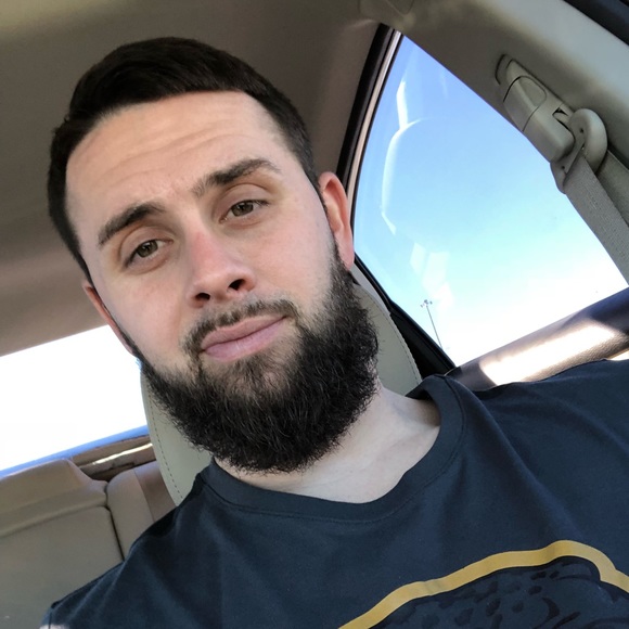 Profile Picture of Richard Morrissey (@rich_enough) on Poshmark
