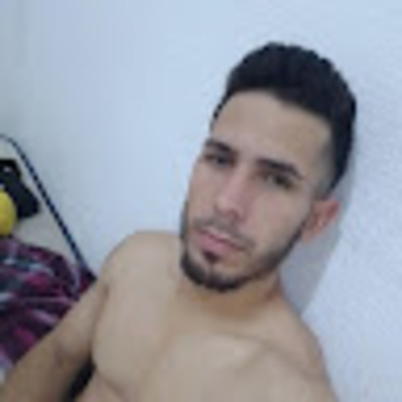 Profile Picture of Cesar adrian Raya bernal (@crayabernal) on Poshmark