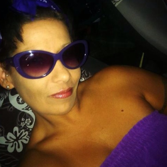 Profile Picture of Rose Harper (@406harper) on Poshmark