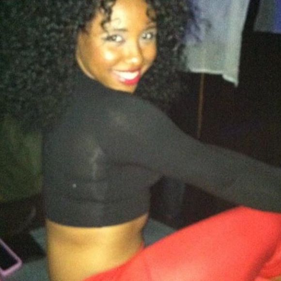 Profile Picture of Brianna Streeter (@bstre003) on Poshmark